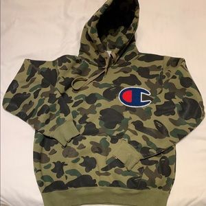 This is a authentic bape hoodie, its U.S size small